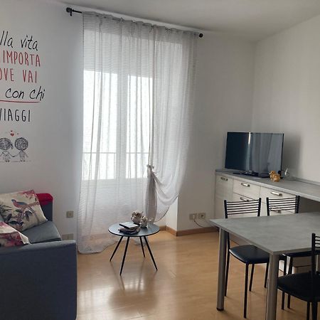 ローヴェレCasa Mirellaアパートメント エクステリア 写真