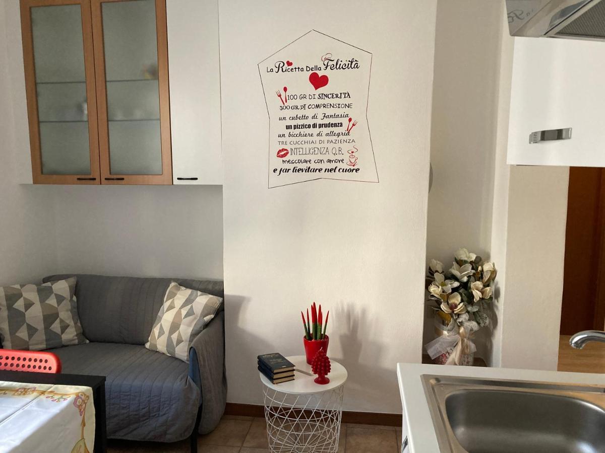ローヴェレCasa Mirellaアパートメント エクステリア 写真